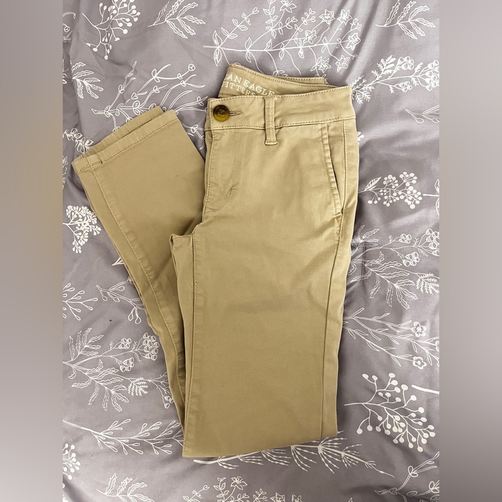 American Eagle Skinny Khaki Jeans